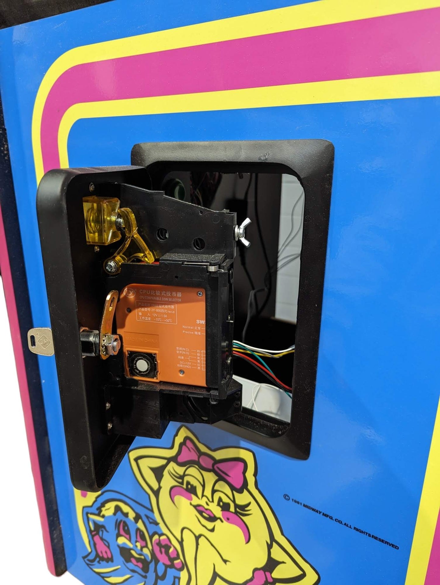 Ms Pacman Arcade Machine - Accurate Replica